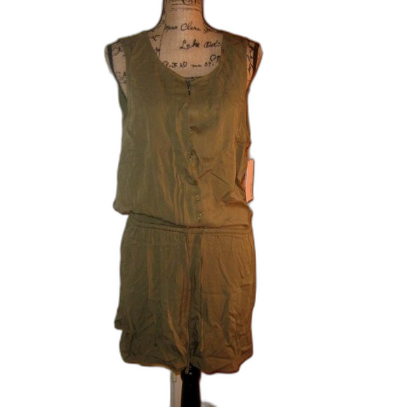 JustFab XL Olive Green Pintuck Romper NWT - Picture 3 of 12